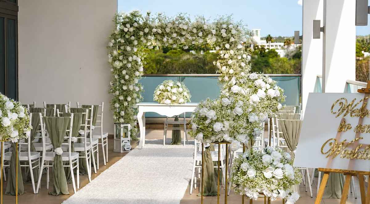 Giant Gypsophila & White Rose